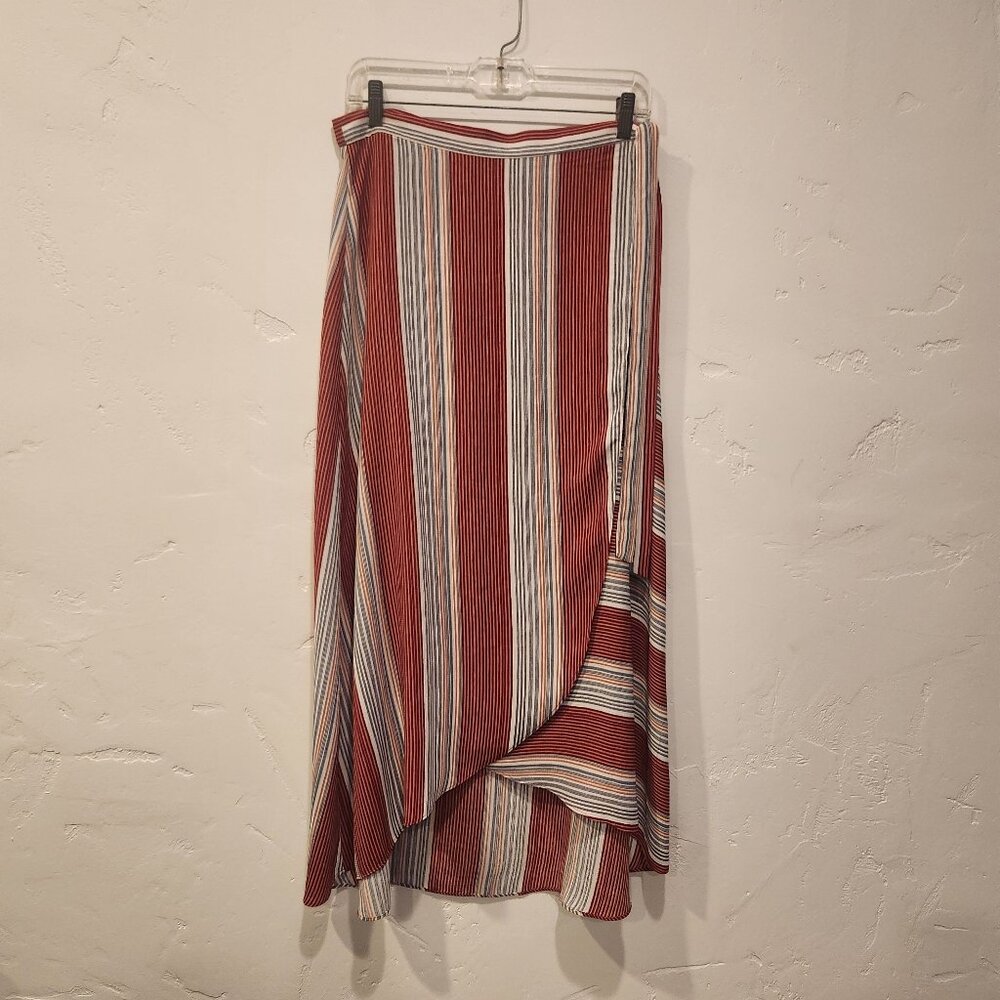 Lavender Field, striped wrap around skrit, size 4